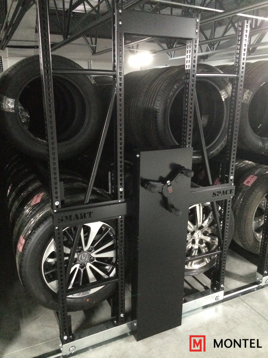 Rangement pour l'entrepôt d'un concessionnaire automobile - Automotive tires racking